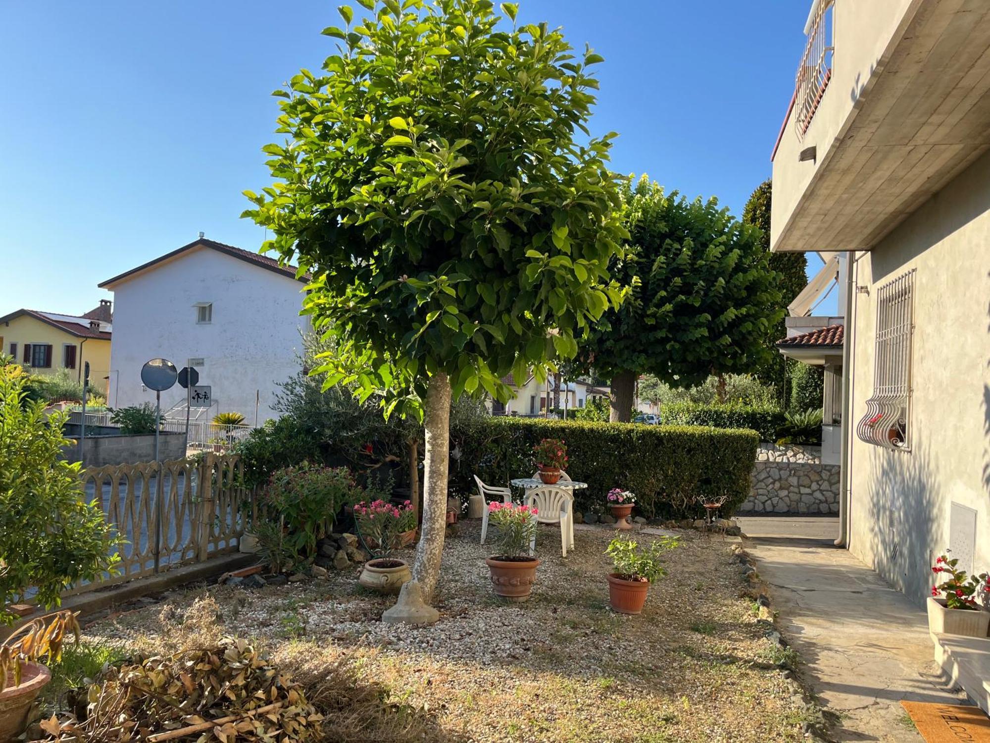 Casa Collesalvetti Exterior foto